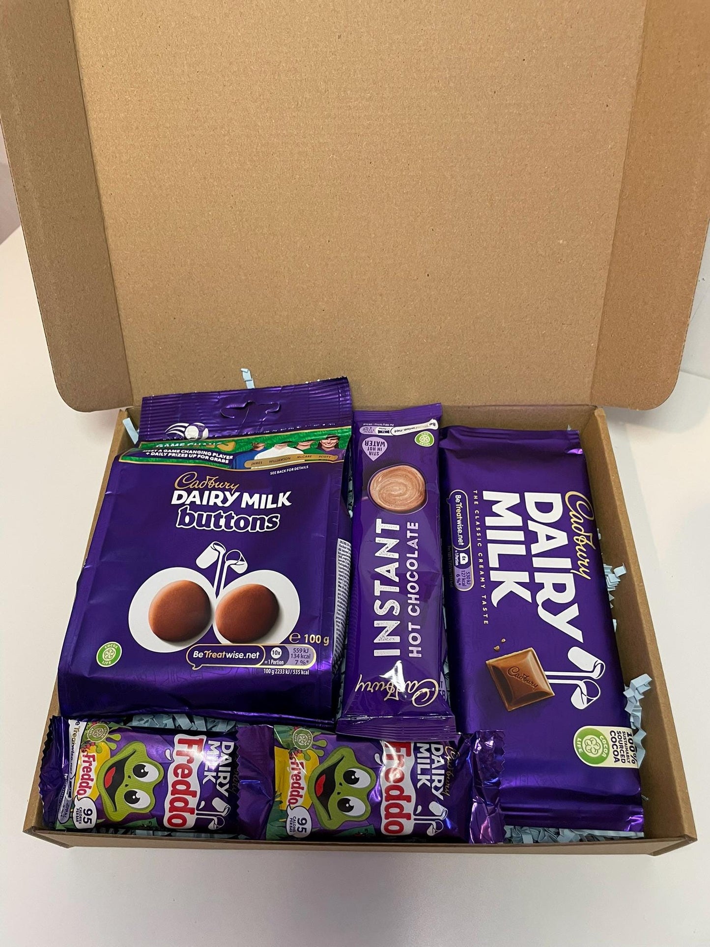 Cadbury Chocolate Gift Box | Dairy Milk Bars, Buttons, Freddos & Hot Chocolate | Christmas Chocolate Gifts | Chocolate Presents | Birthday