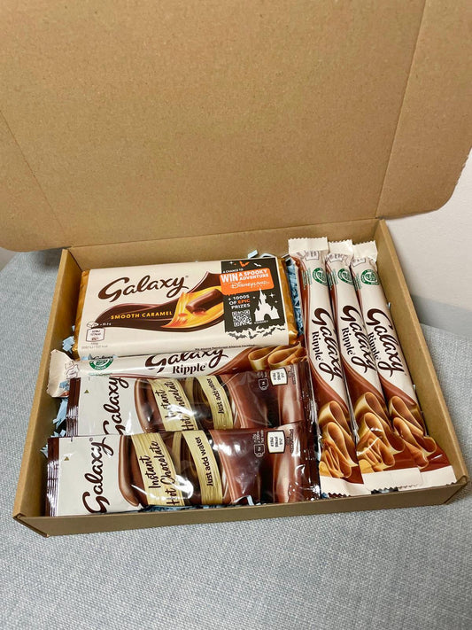 Galaxy Caramel And Hot Chocolate Gift Box: Ripple, Smooth Milk & Hot Chocolate