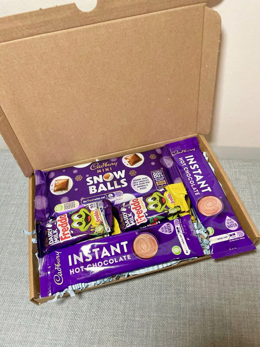 Cadbury Snow Balls Chocolate Gift Box with Hot Chocolate & Freddos | Christmas Treat Box | Winter Snack Bundle | Cosy Night In Treats