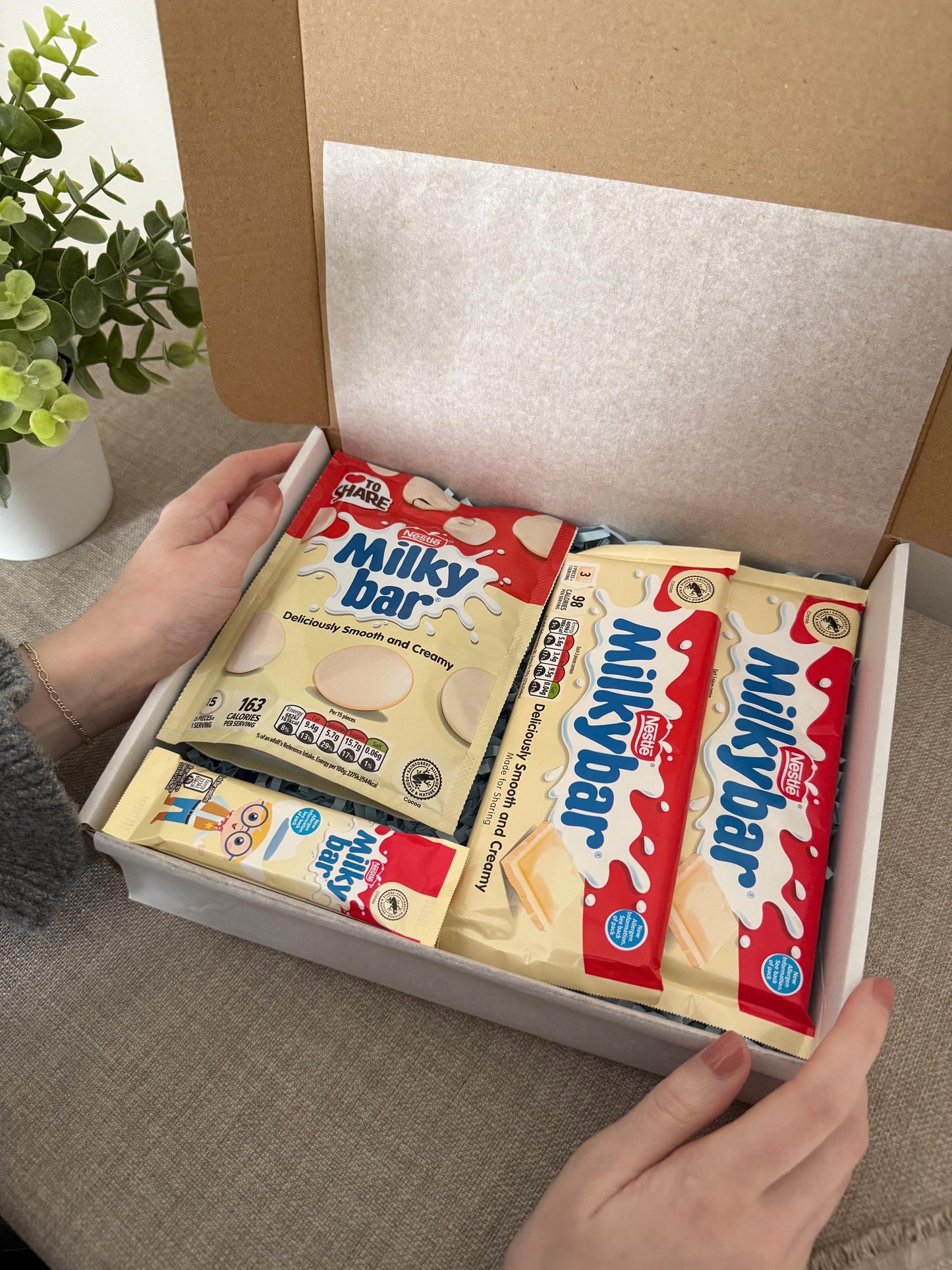 Milkybar Chocolate Gift Box UK | White Chocolate & Sharing Bag Postal Chocolate Gift with Personalised Card | Birthday Thank You Gift - Giftley