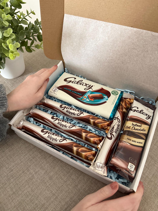 Galaxy Hot Chocolate & Salted Caramel Chocolate Gift Box UK | Postal Chocolate Gift with Personalised Card | Birthday Thank You Gift