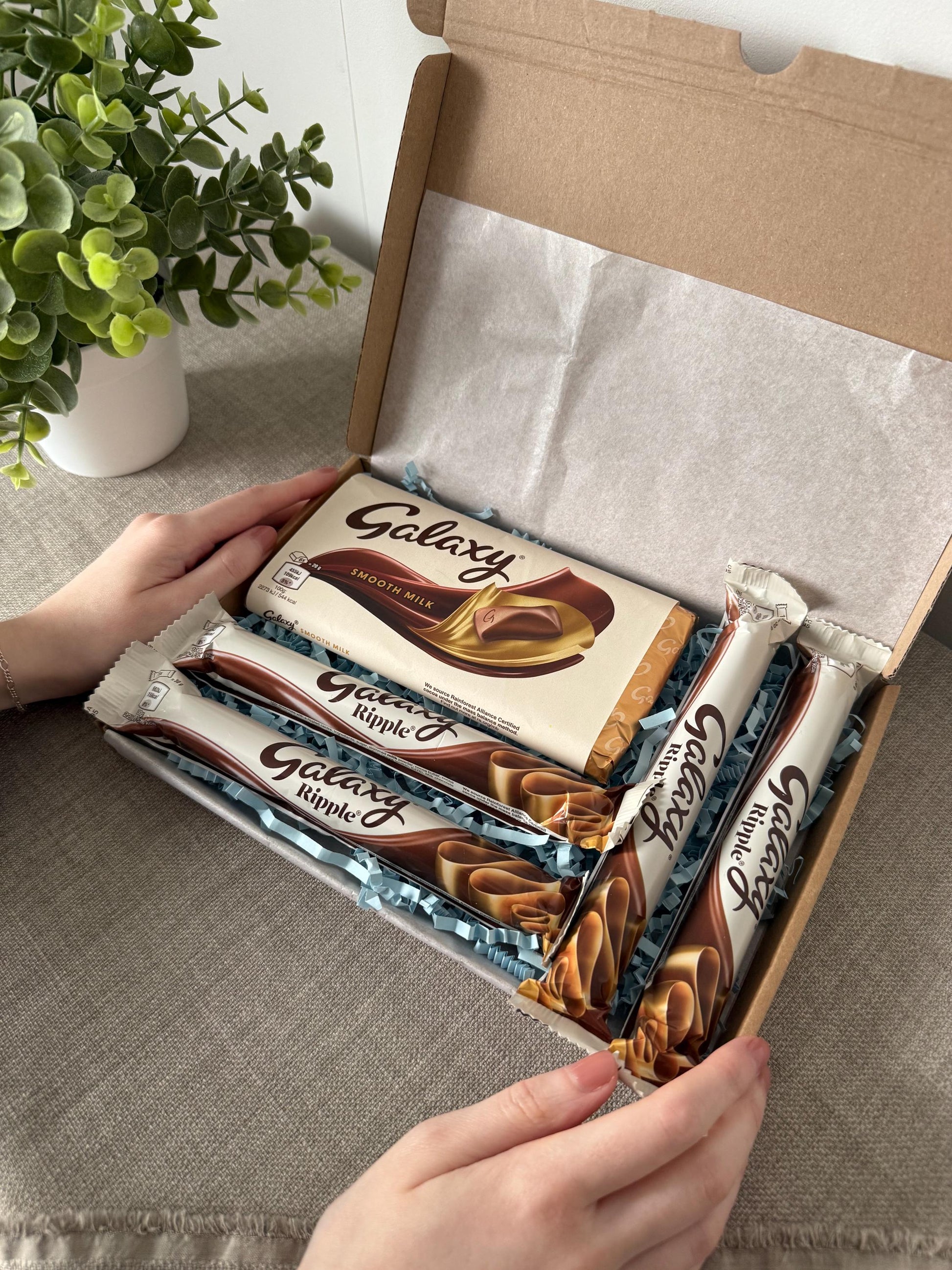 Galaxy Chocolate Letterbox Gift Box UK | Postal Chocolate Gift with Personalised Card | Birthday Thank You Chocolate - Giftley